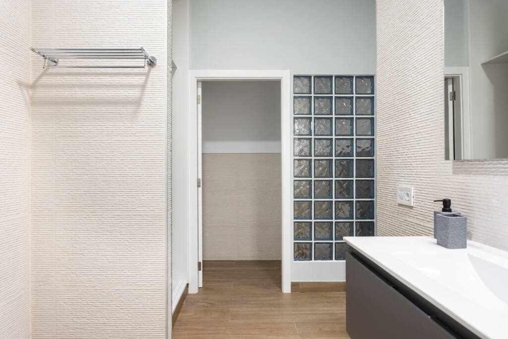 Santa Cruz Loft